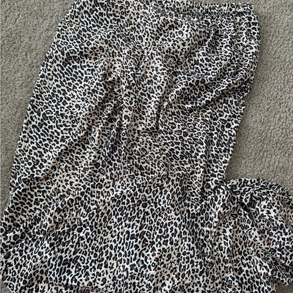 SHEIN Cheetah Flare Pants - Picture 5 of 6